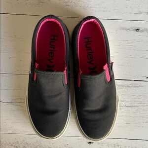 Girls Hurley Black Slip-Ons with Pink Lining size 2